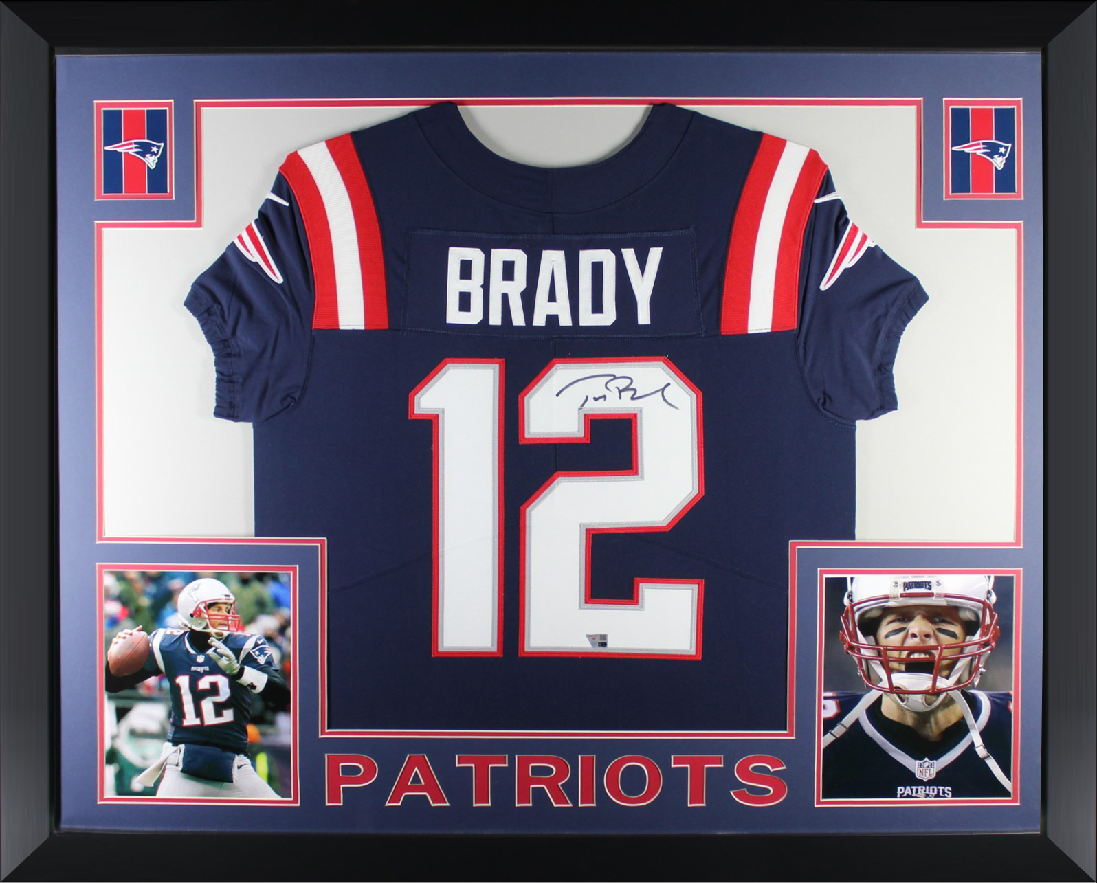 Tom Brady Autographed New England Patriots Signed Nike Elite Football Framed Jersey Fanatics Authentic COA